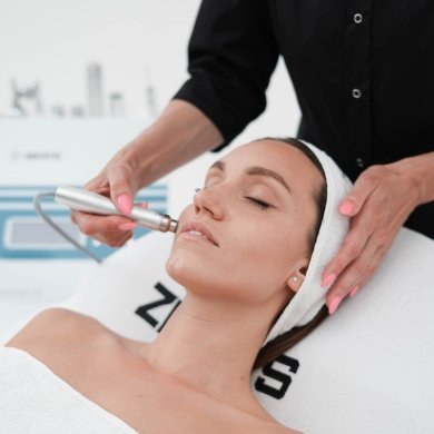 Zemits Verstand HD 8-in-1  HydroDiamond™ System