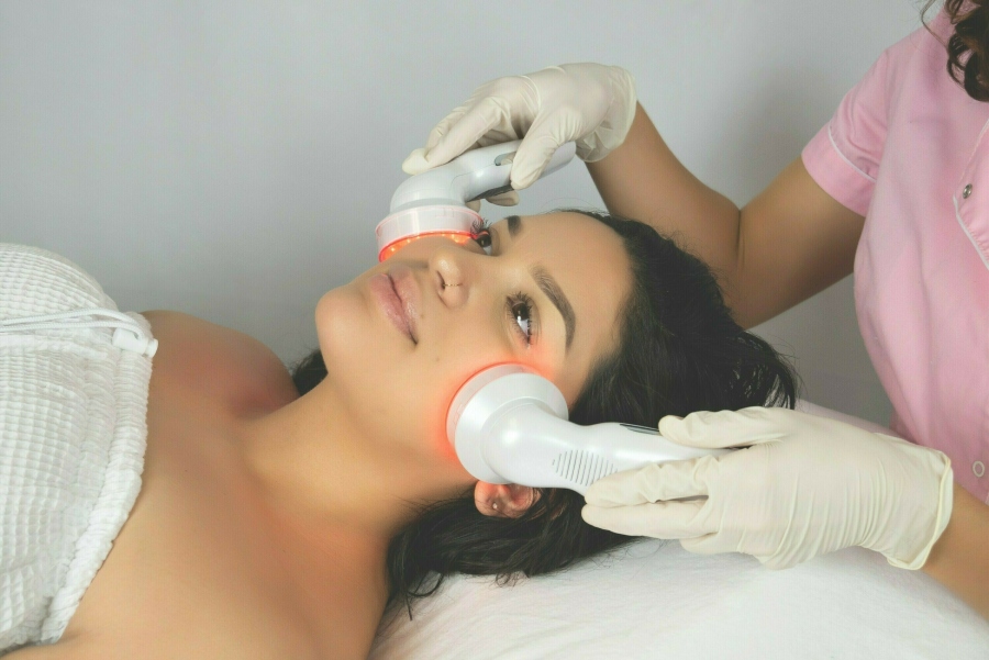 LED Light Therapy. Does it really work?