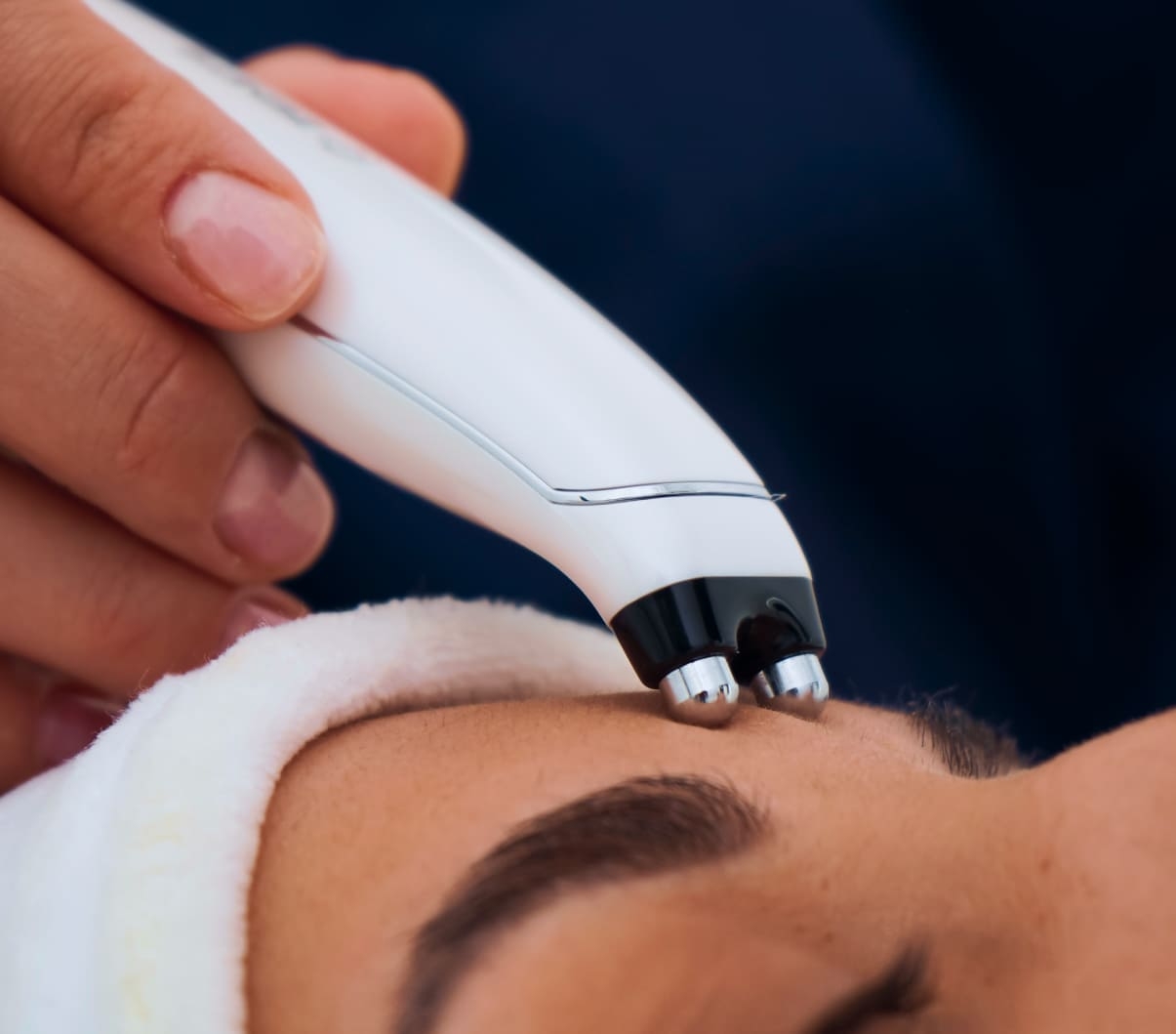 【極美品】Non-Surgical Skin Tightening and Li Renaface Non-Invasive RF Vline Skin Tight Wrinkle Removal