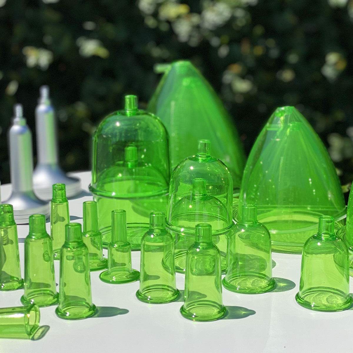 INTERCHANGEABLE TREATMENT CUPS