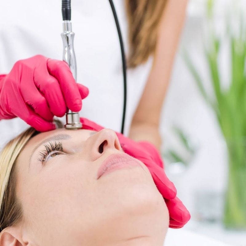 OOMNEX MaxiSpa Diamond Microdermabrasion Skin Exfoliation