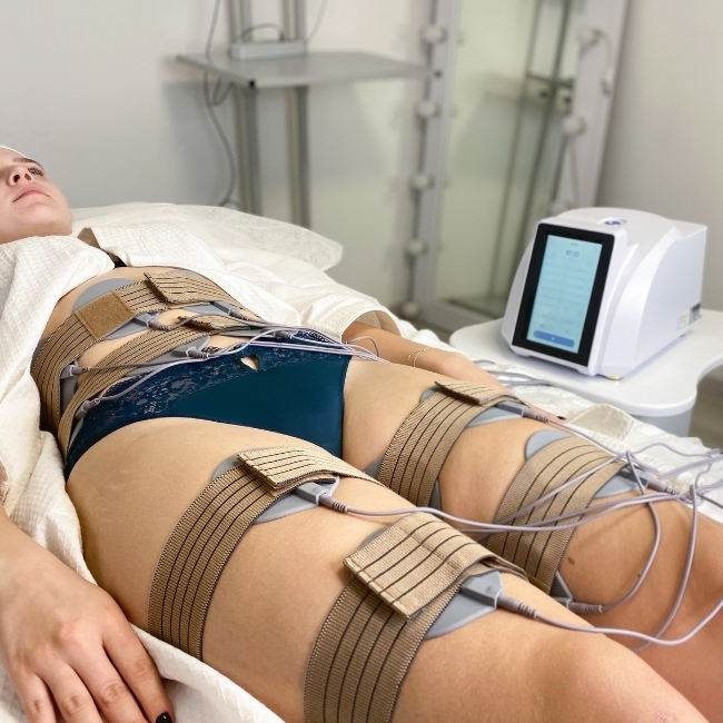 UNIQUE MUSCLE CONTRACTION PADS