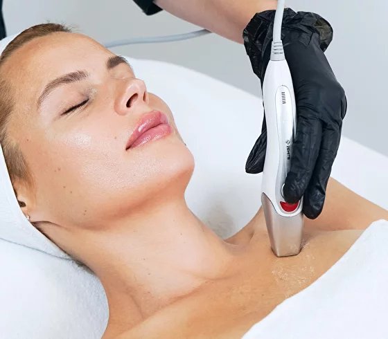 Zemits CrystalFrax Pro 3-in-1 Fractional RF System 2