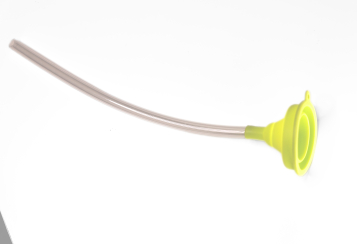 Funnel and hose connector for DuoCratus Pro